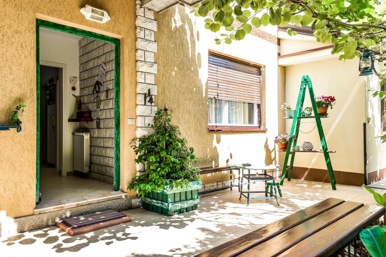 Apartment Dora Umag Eksteriør bilde